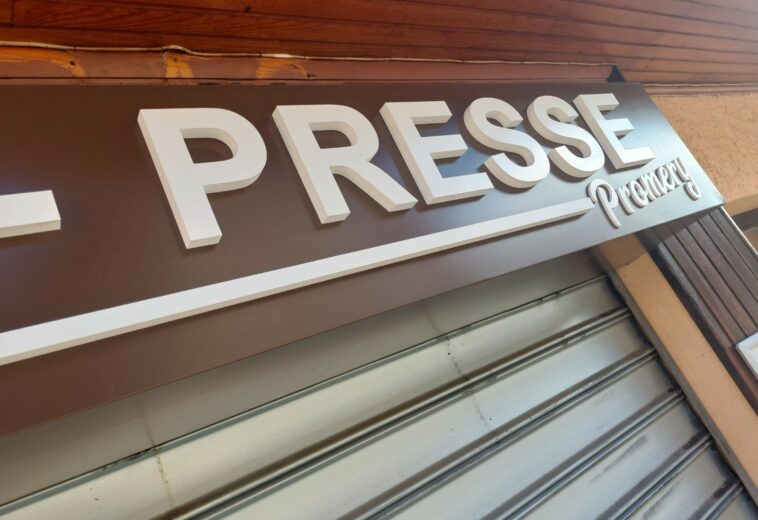 Tabac presse proméry